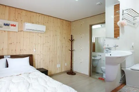 بيت للعطل Lapaloma Pension جيجو كوريا الجنوبية