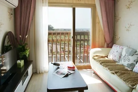Lapaloma Pension جيجو