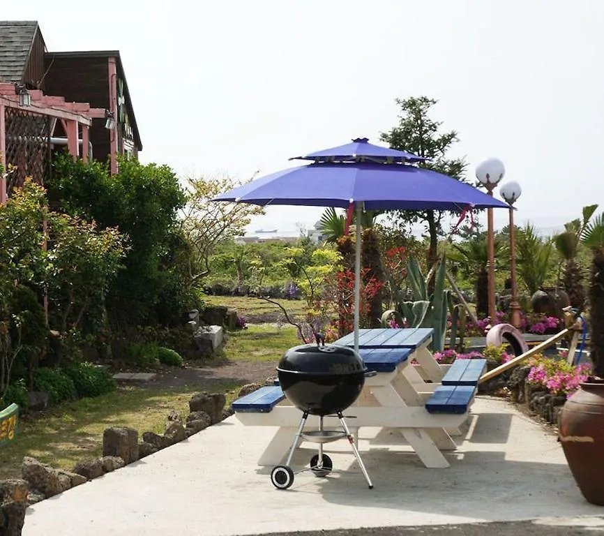 بيت للعطل Lapaloma Pension جيجو