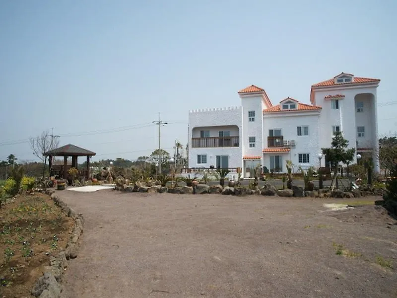 Lapaloma Pension جيجو