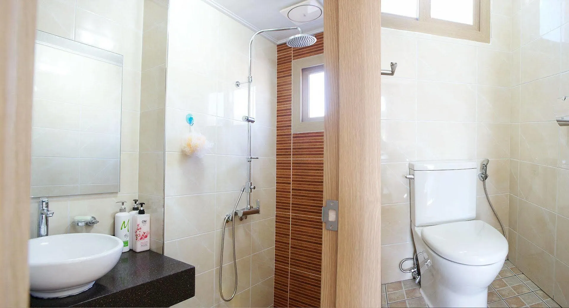 Lapaloma Pension جيجو بيت للعطل